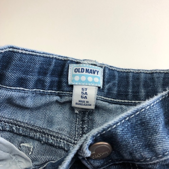 Old Navy Girls 5t Denim Shorts - Picture 4 of 4